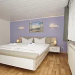 Ferienhus Baabe - Ferienhaus Mit Gratis Nutzung Vom Ahoi Erlebnisbad Und Sauna In Sellin Nyaraló Baabe