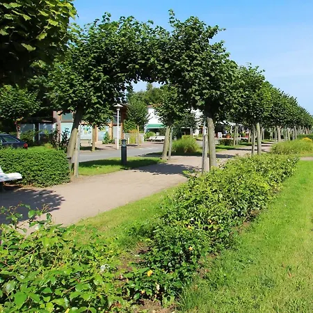 Ferienhaus Ferienhus - Mit Terrasse, Gratis Nutzung Vom Ahoi Erlebnisbad Und Sauna In Sellin