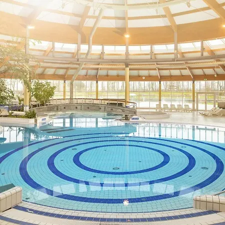 Ferienhaus Ferienhus - Mit Terrasse, Gratis Nutzung Vom Ahoi Erlebnisbad Und Sauna In Sellin Baabe